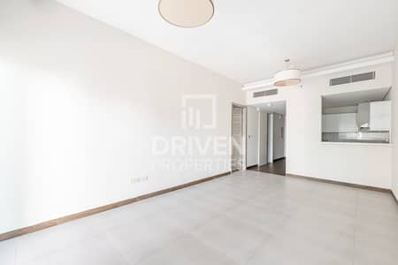 1 Bedroom Flat for Rent in Business Bay, Dubai - Modern Design | Spacious Layout | Prime Location
