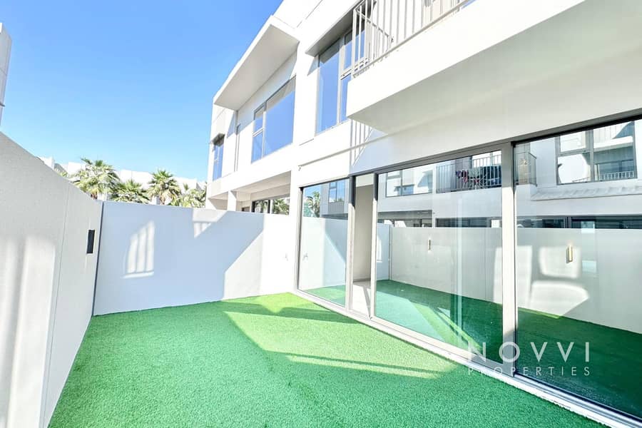 Renovated I Unfurnished I Available Now Renovated I Unfurnished I Available Now
