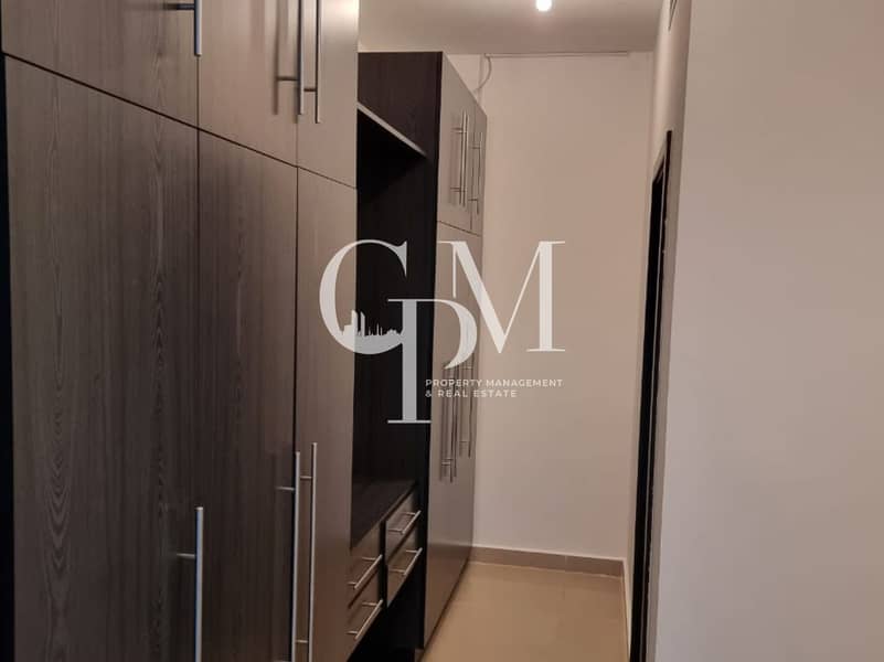 8 d3915dd4-bed7-44af-8f6c-dd0fb6829087. jpg