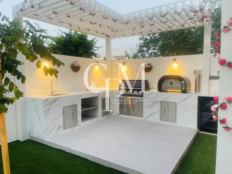 13 Landscaping Kitchen Pergula . png