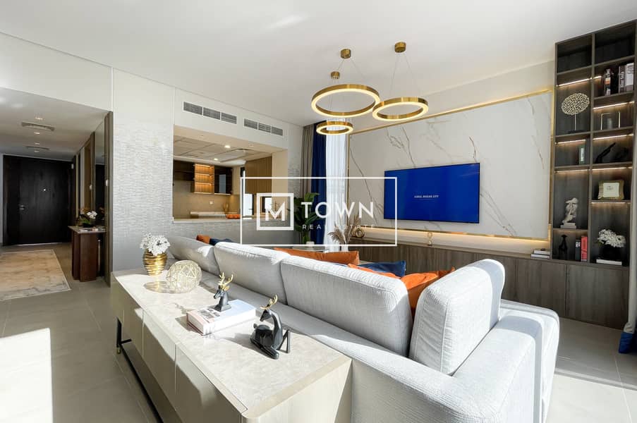 10 down payment Freehold Golden visa Sharjah Waterfront