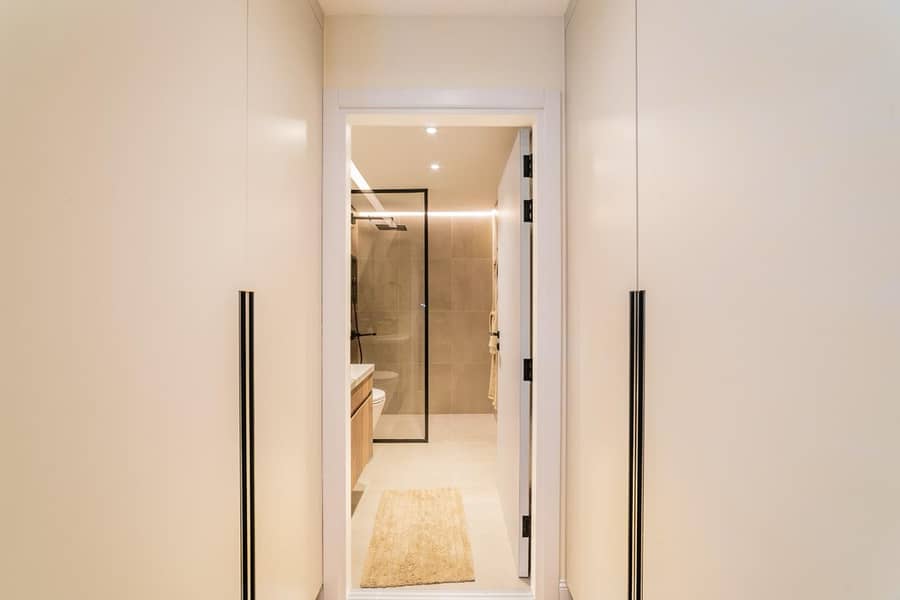 3 show apartment 7. jpg