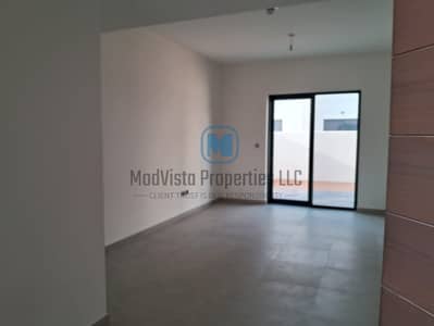 2 Bedroom Townhouse for Sale in Yas Island, Abu Dhabi - e7f15ebe-2773-4d03-905d-7f21a8f102c1. jpg