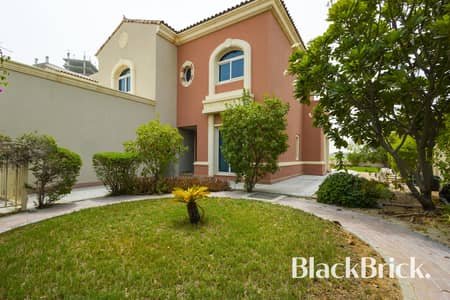 5 Bedroom Villa for Rent in Dubai Sports City, Dubai - Golf View | Walk to Golf Club | Large Garden