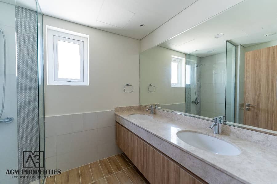 14 Amaranta Villa 374 - Bathroom2. jpg
