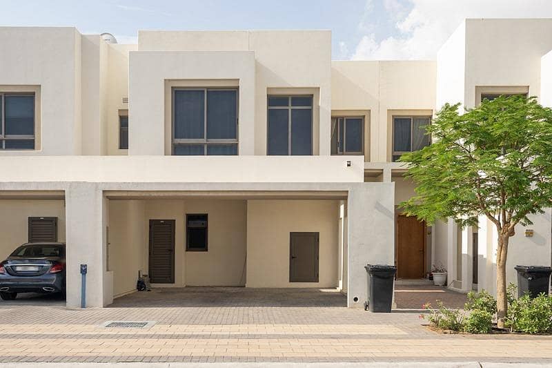Single Row | By Park Pool | Larger Plot Single Row | By Park Pool | Larger Plot
