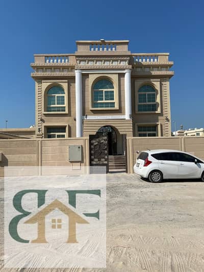 Luxury huge 4bedroom villa with saprate majlis 2 payment only 120k