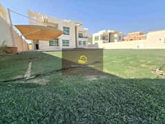 فیلا في مدينة شخبوط 5 غرف 220000 درهم - 10109489