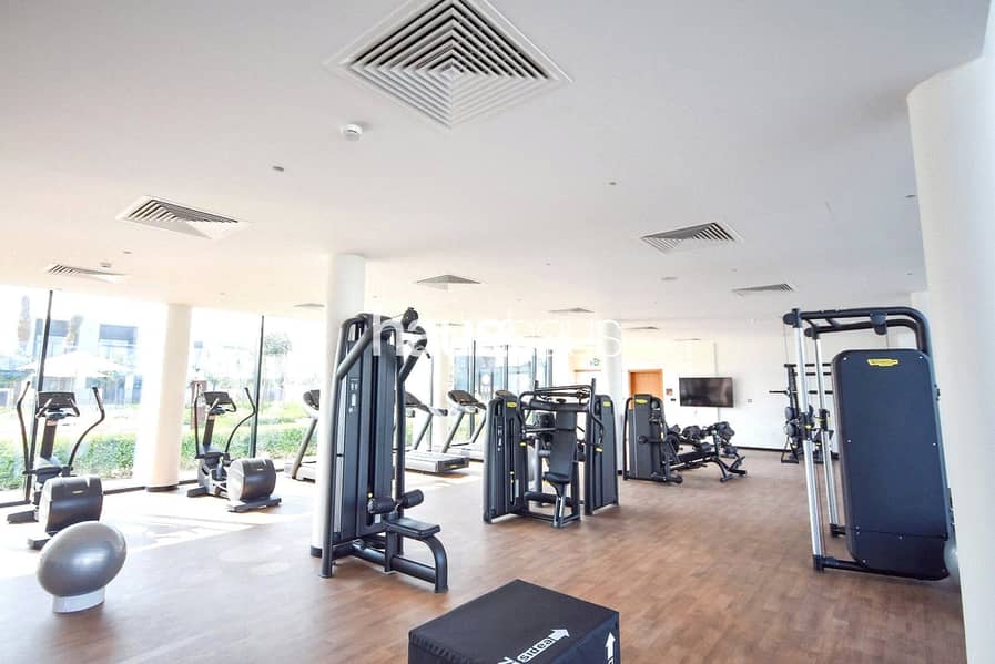 Backing Park | Rare Location | Walk To Pool/Gym - Image 23