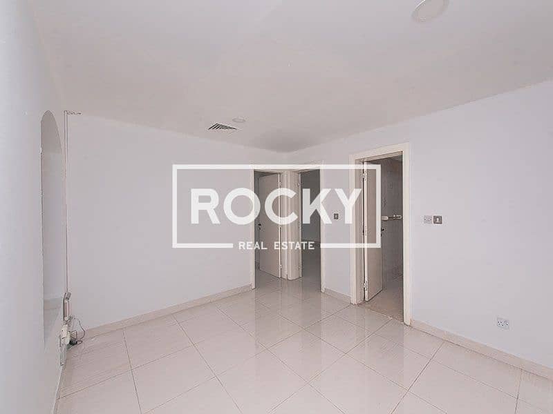 4 Bur-Dubai_AL-MArajan---608---2BR-WB-(4-of-19). jpg