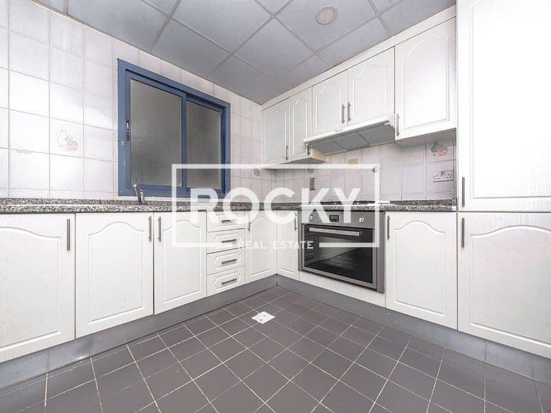 11 Bur-Dubai_AL-MArajan---608---2BR-WB-(6-of-19). jpg