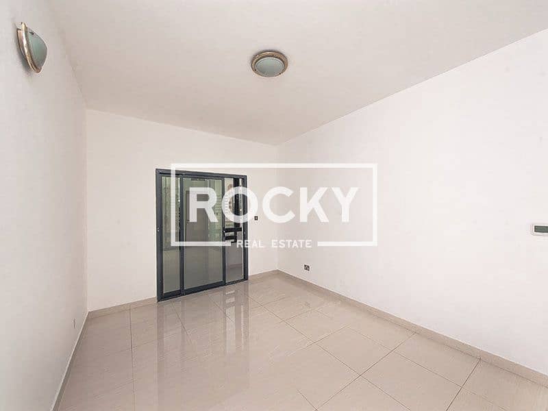 6 Bur-Dubai_AL-MArajan---608---2BR-WB-(10-of-19). jpg