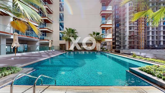 Vacant | Open Layout | Pool View