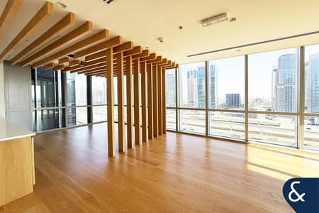 Office for Rent in Dubai Marina, Dubai - Fully Fitted | 25 Parking | Marina Mall