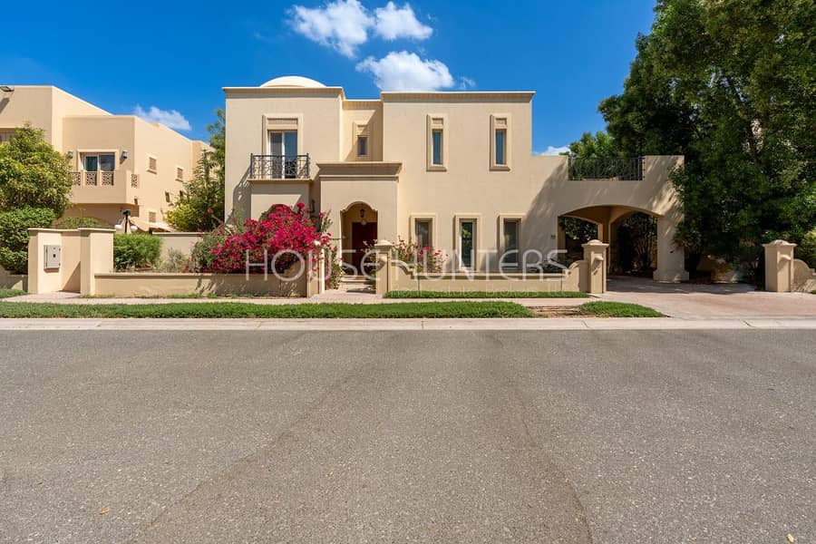 位于阿拉伯牧场社区,阿尔马赫拉 6 卧室的别墅 11999900 AED - 9960150 位于阿拉伯牧场社区,阿尔马赫拉 6 卧室的别墅 11999900 AED - 9960150
