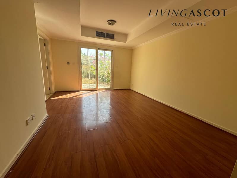 Best Price | 4M | Close To Lake Best Price | 4M | Close To Lake