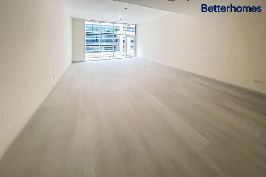 Upgraded Unit | Large Terrace | Vacant