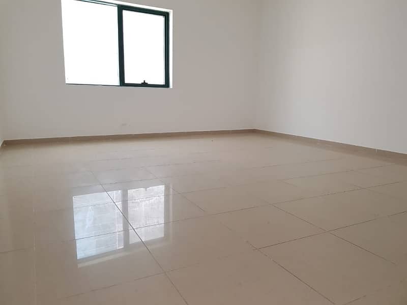 1bhk in Al Taawun sharjah with All facilities free