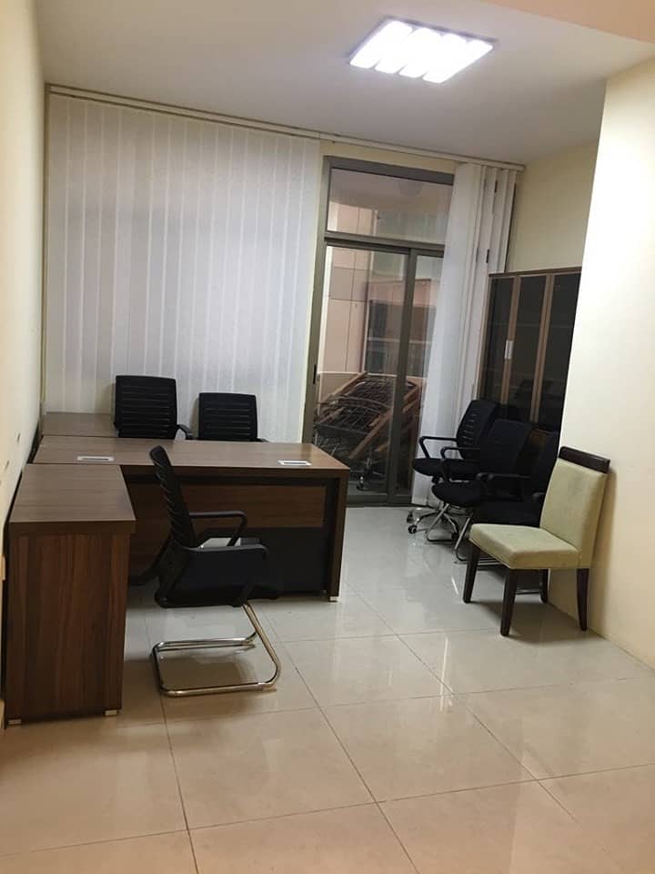 BIG OFFICE FOR RENT!