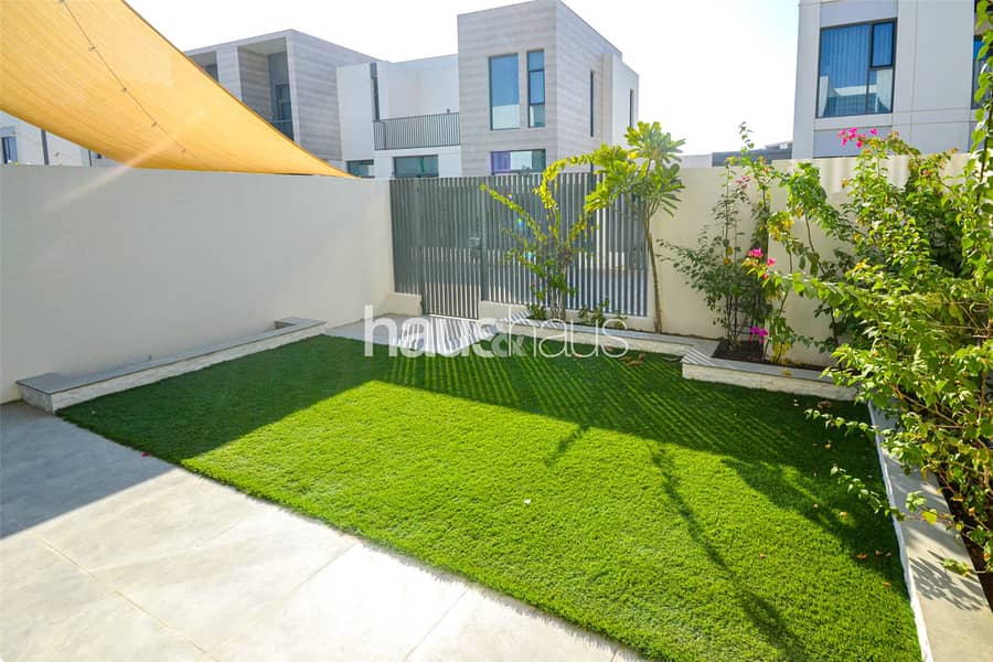 Backing Park | Rare Location | Walk To Pool/Gym - Image 16