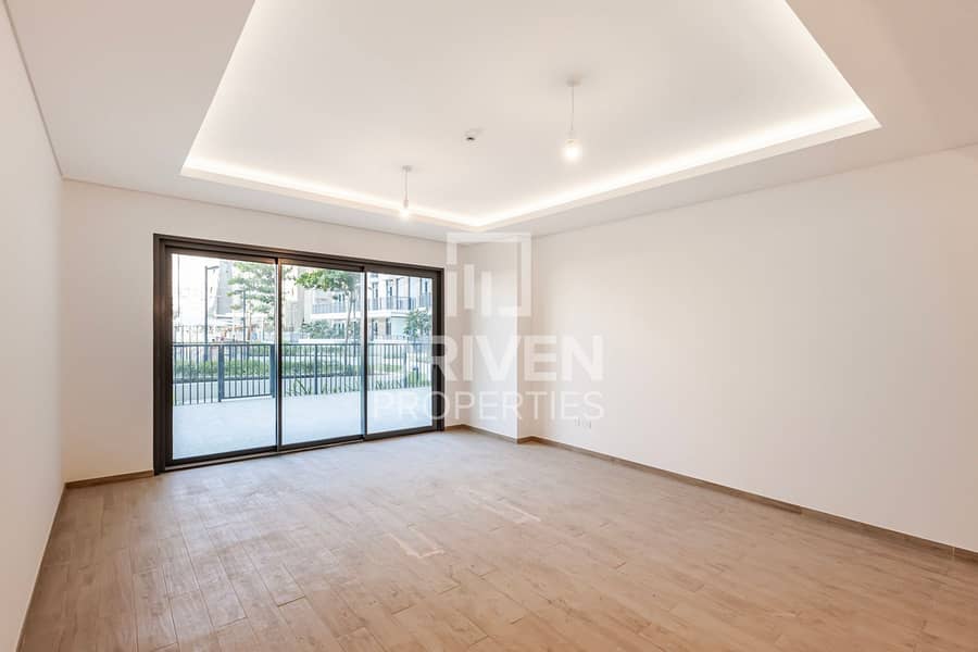 Stunning and Huge Layout | Premium Location Stunning and Huge Layout | Premium Location