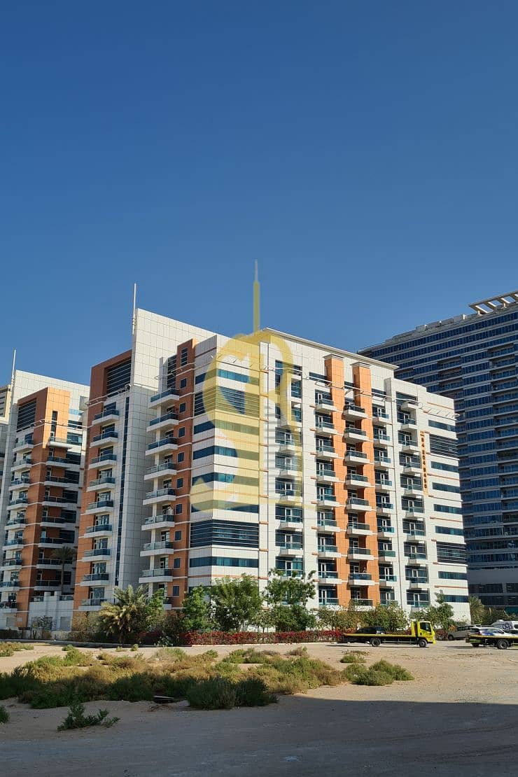 4 al-durar-tower-a_8MQx9_xl (1). jpg