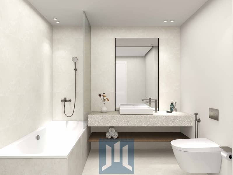 9 Bayviews_Master bathroom. jpg