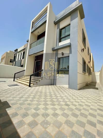 5 Bedroom Villa for Sale in Al Yasmeen, Ajman - photo_5875390677267890731_y. jpg