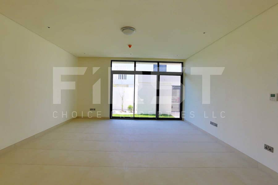 16 Internal Photo of 5 Bedroom Villa in West Yas Yas Island Abu Dhabi UAE (42). jpg