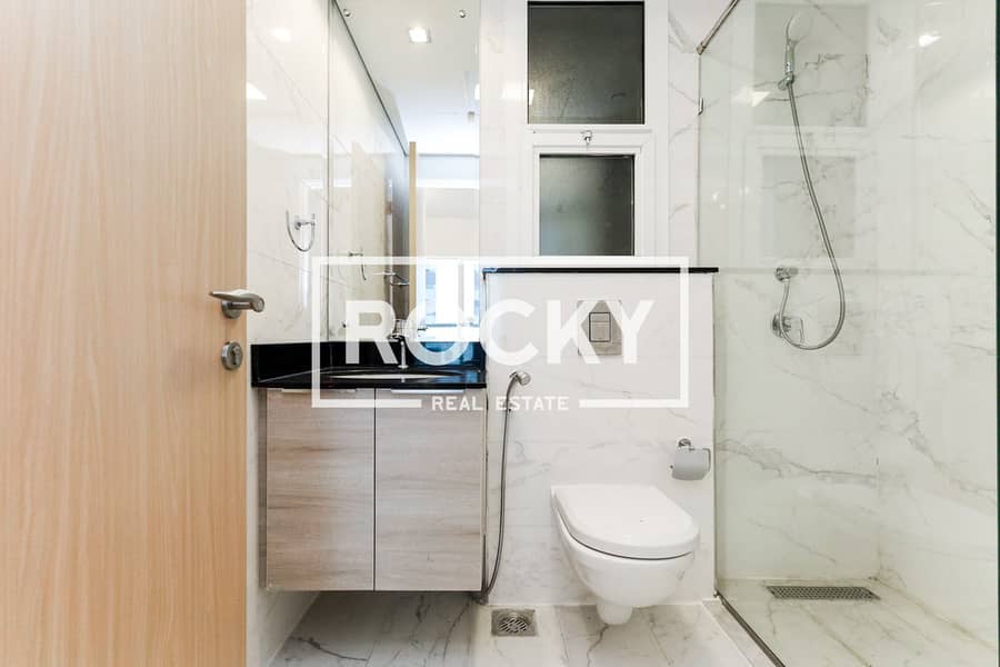 12 Sky views - Apartment (12 of 12). jpg