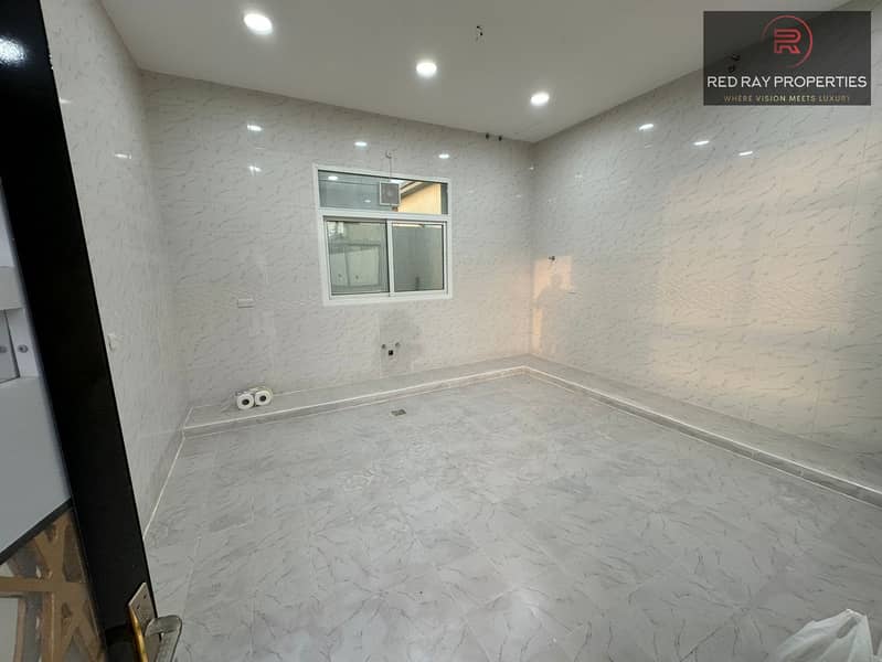 7 fb3d339f-15d9-470e-bf43-9f379ce1daf9. jpg