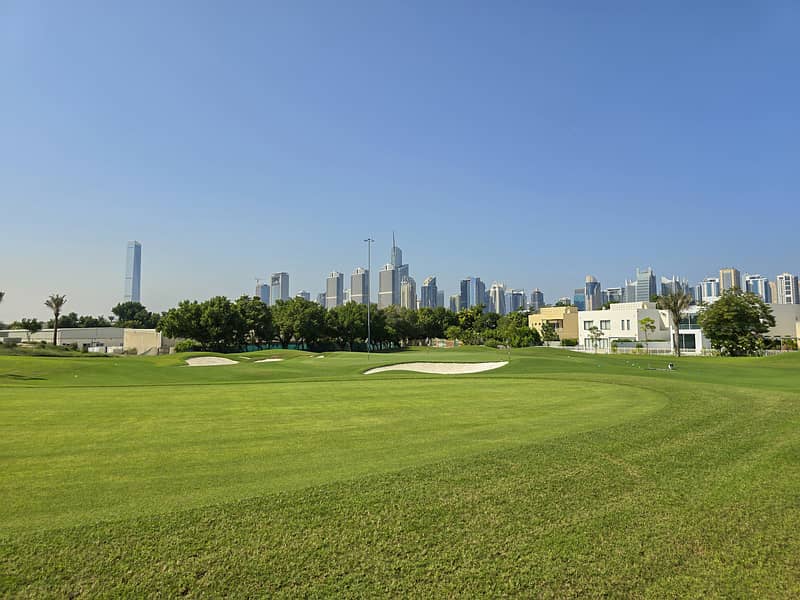 15 Emirates Hills 6. jpg