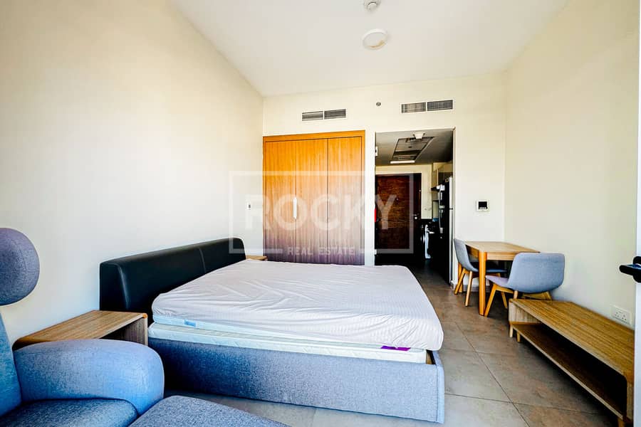 Chiller Free | Furnished | Ready To Move Chiller Free | Furnished | Ready To Move