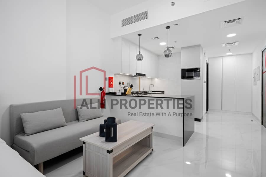6 Uniestate Supreme Residence_studio_101-6. jpg