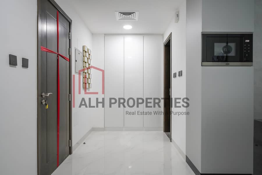 9 Uniestate Supreme Residence_Studio_221-8. jpg