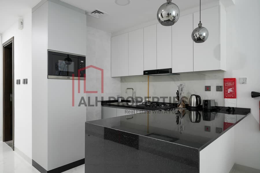 10 Uniestate Supreme Residence_Studio_221-9. jpg