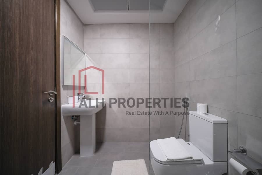 12 Uniestate Supreme Residence_Studio_221-12. jpg