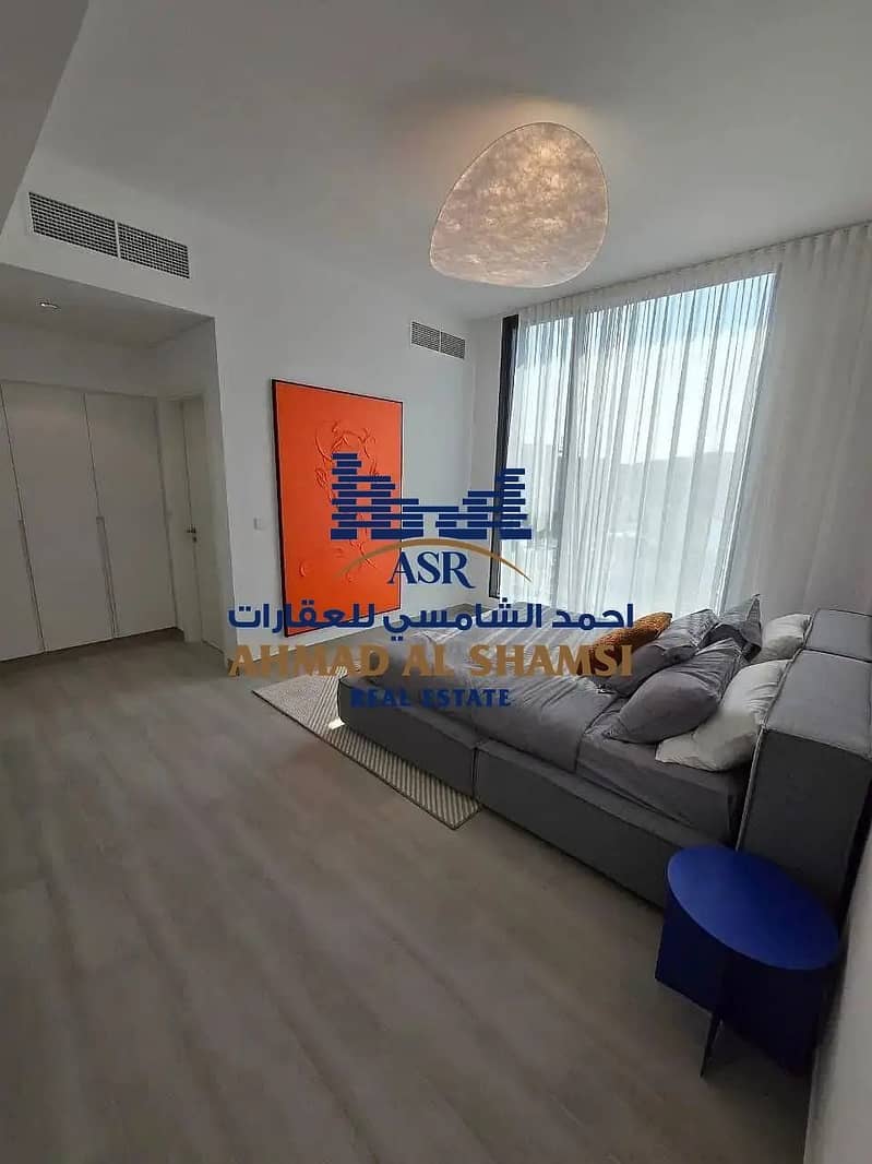 5 1000639940. jpg