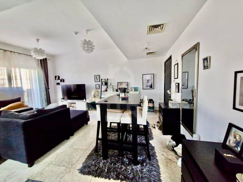 PARK VIEW | BEST LOCATION | VACANT ON TRANSFER PARK VIEW | BEST LOCATION | VACANT ON TRANSFER