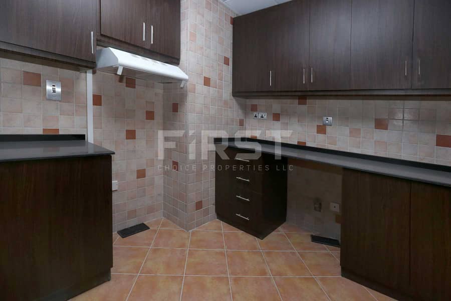 10 Internal Photo of 2 Bedroom Apartment in Hydra Avenue City of Lights Al Reem Island Abu Dhabi UAE (4). jpg