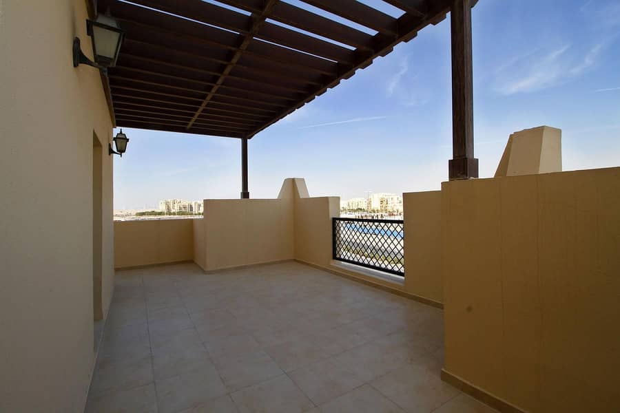 2 bedroom Close Kitchen with Big Terrace!!!