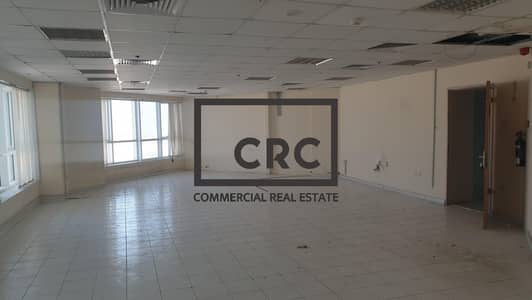 Office for Rent in Al Gharb, Sharjah - FITTED OFFICE | CHILLER FREE | STREET VIEW