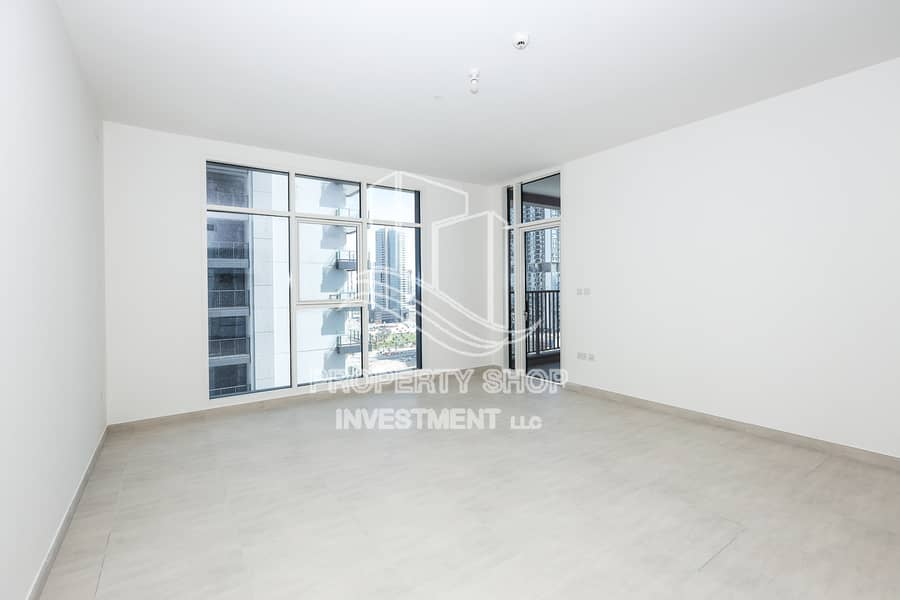 1-bedroom-the-bridges-shams-abu-dhabi-al-reem-island-living-area-. jpg