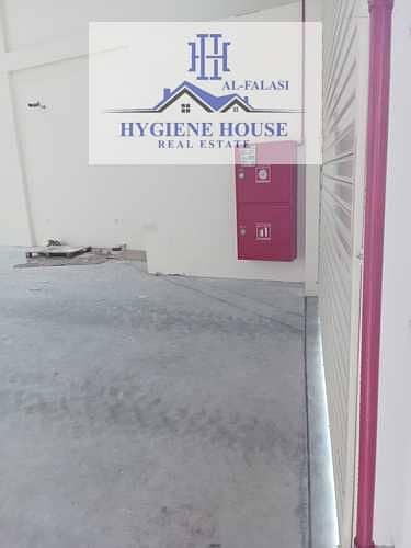 Warehouse for Rent in Al Jurf, Ajman - 52bYnHA6YeYCnMJgm4Cj9mhC3w5m4amqIS04rSbX. jpg