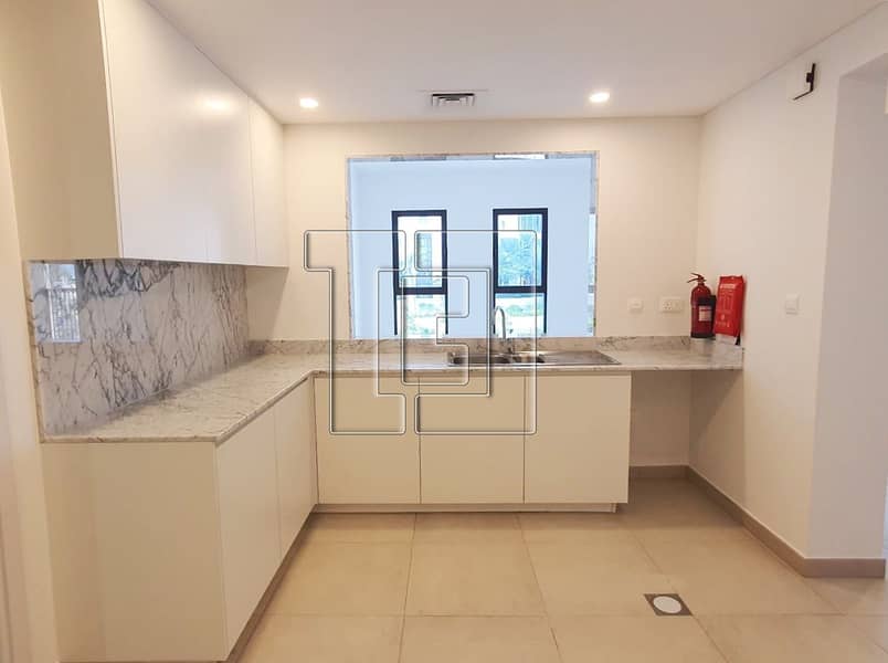 5 Kitchen_02. jpg