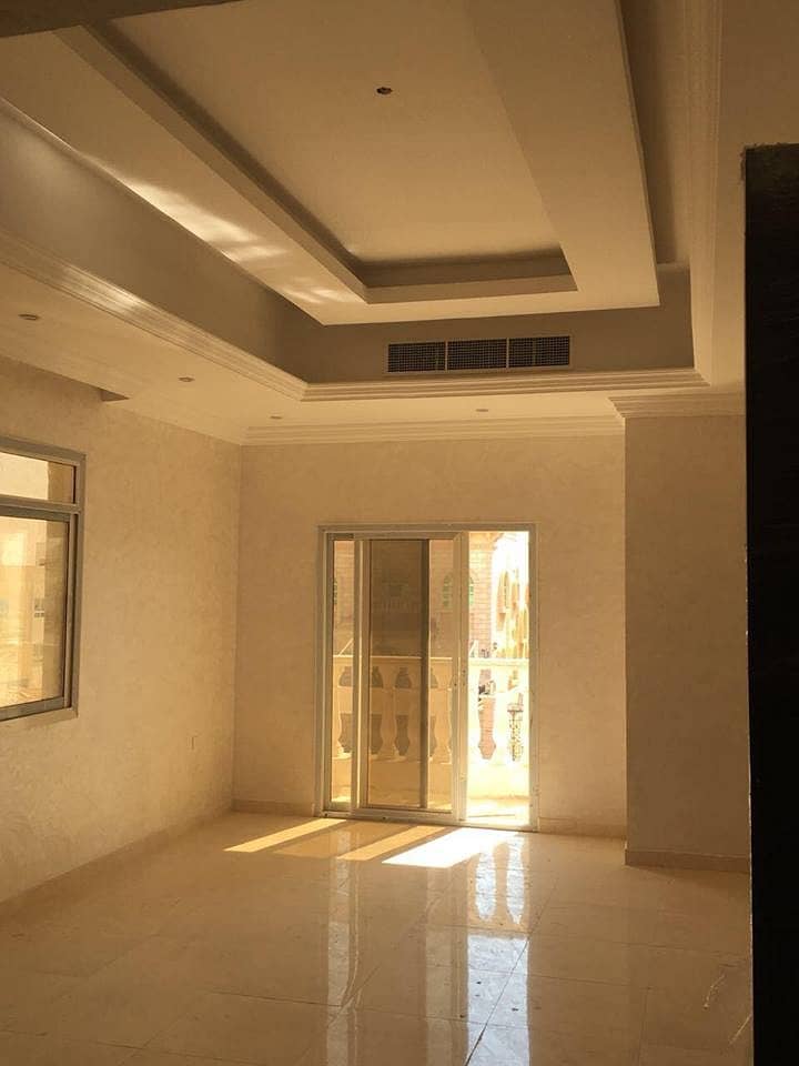 Villa for rent, first floor with air conditioners on the street directly close to all services