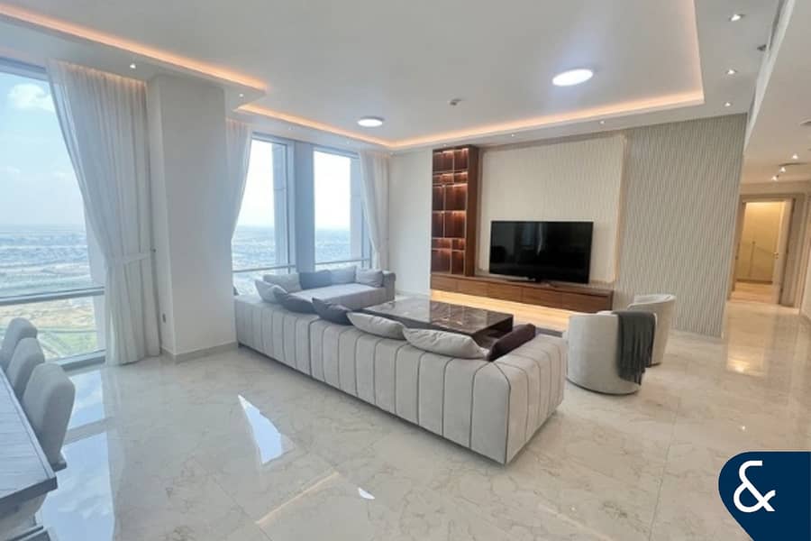 Fully Upgraded | Luxury | 4 Bedrooms Fully Upgraded | Luxury | 4 Bedrooms