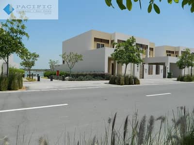 3BR Beautiful Villa 1st Row Full Sea Views 3BR Beautiful Villa 1st Row Full Sea Views