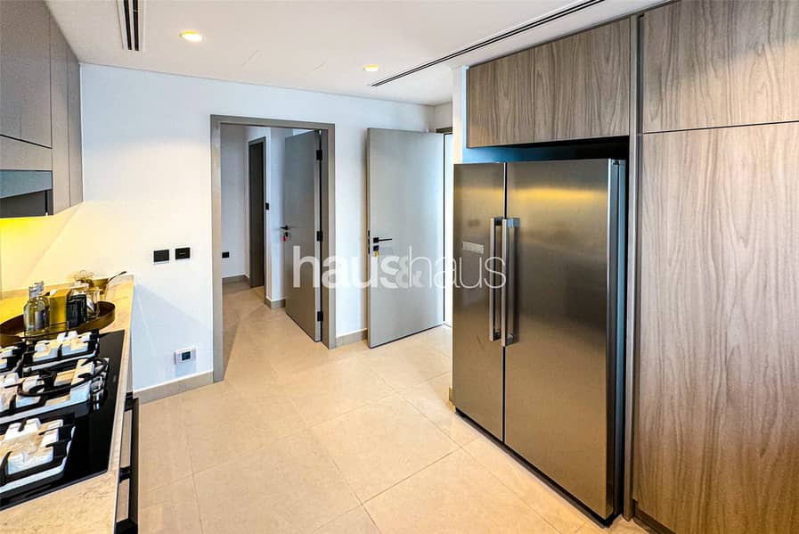 位于蒂拉尔阿尔加夫综合社区,奥拉别墅区 4 卧室的别墅 365000 AED - 10178494 位于蒂拉尔阿尔加夫综合社区,奥拉别墅区 4 卧室的别墅 365000 AED - 10178494