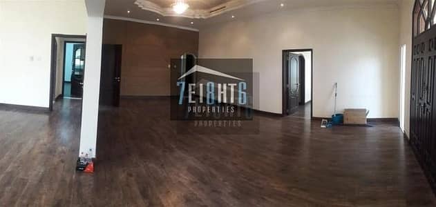 Outstanding ground floor villa: 4 b/r indep high quality Outstanding ground floor villa: 4 b/r indep high quality